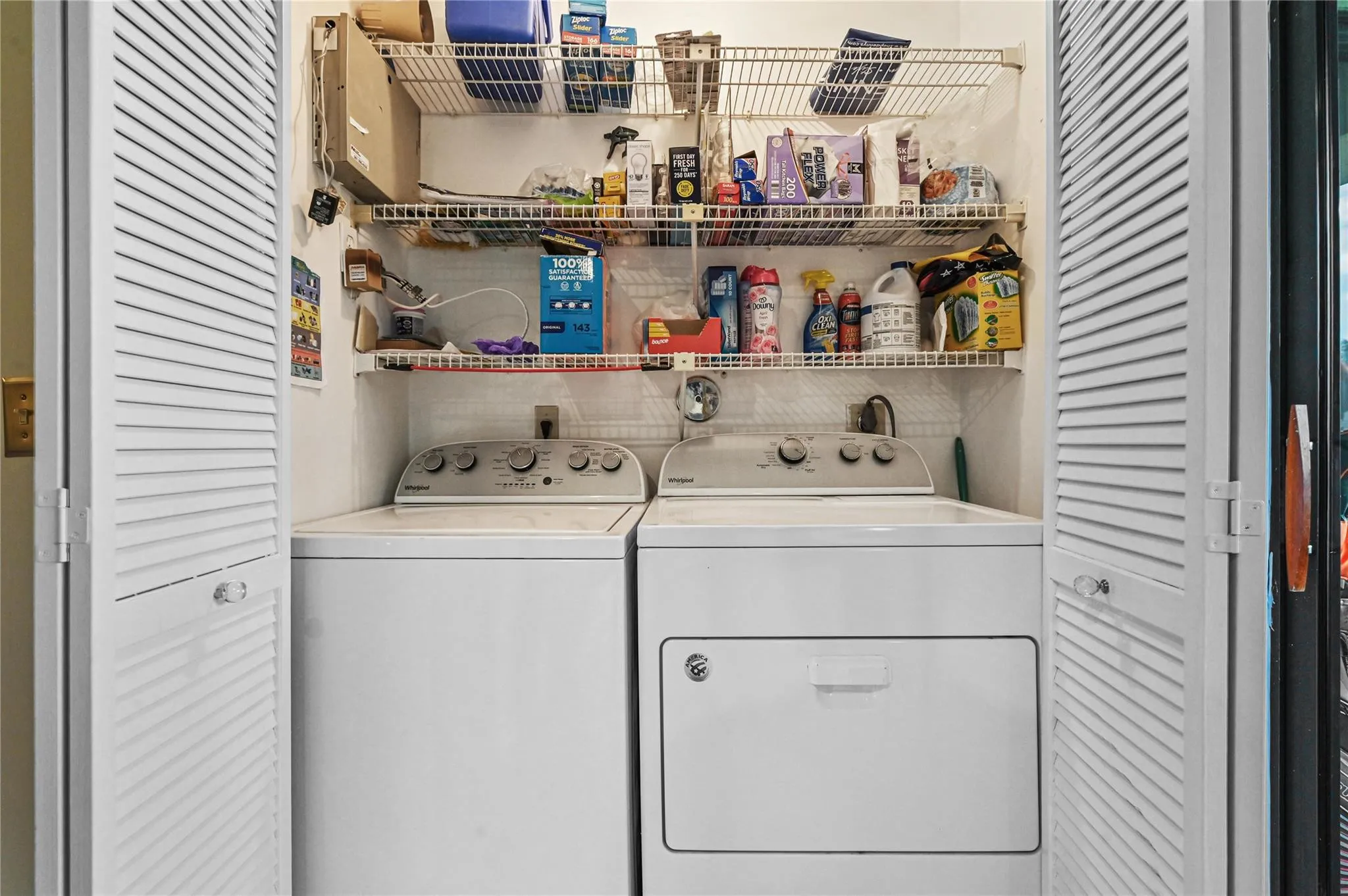 Full size washer dryer in unit