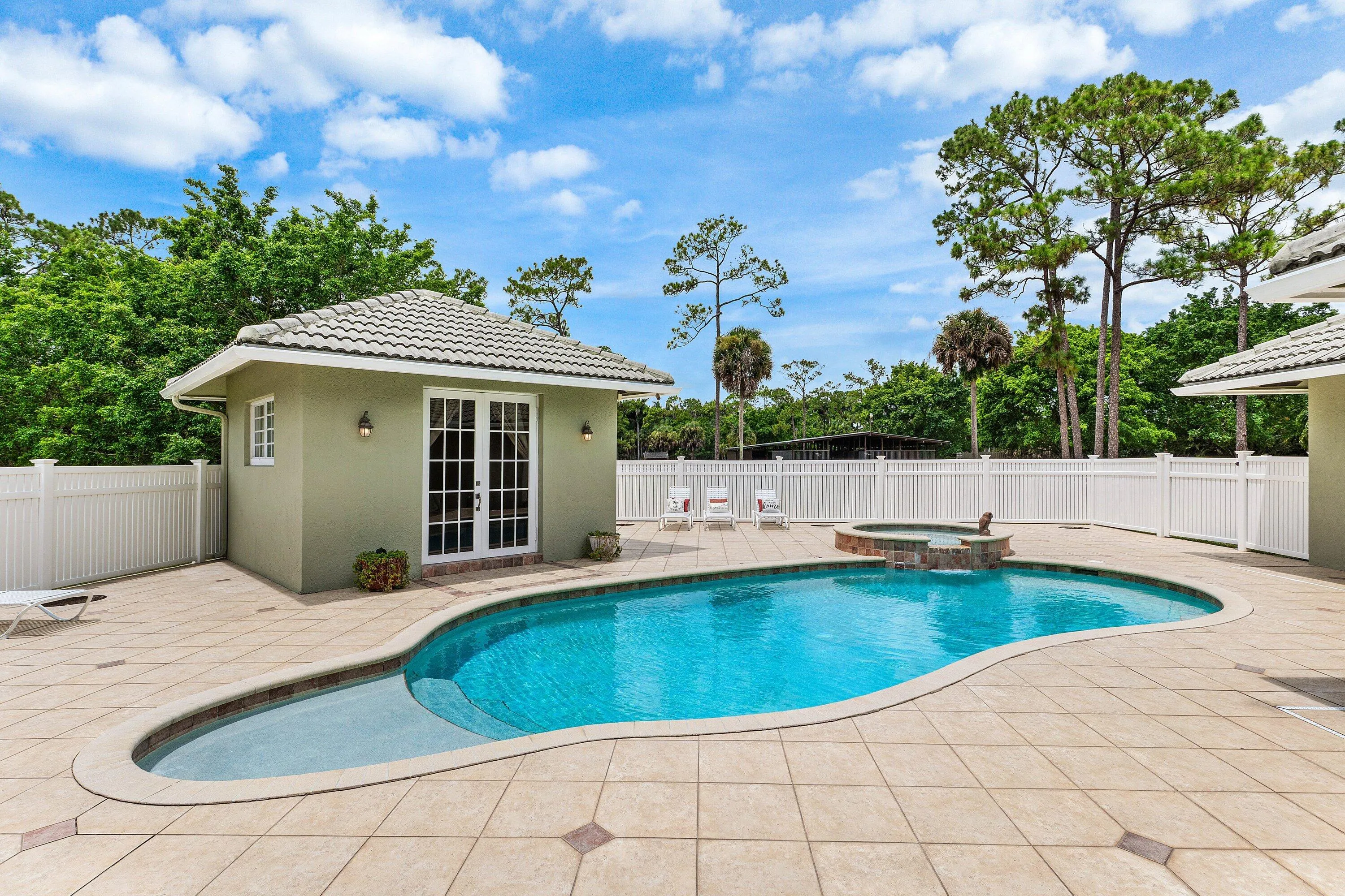 Property photo 40