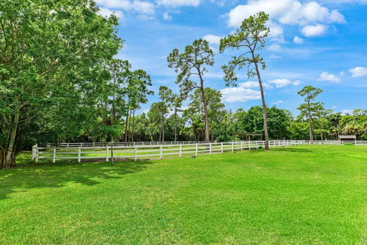 042-2749ARoad-LoxahatcheeGroves-FL-33470