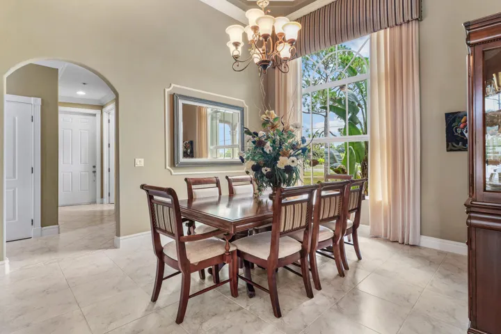 011-2749ARoad-LoxahatcheeGroves-FL-33470