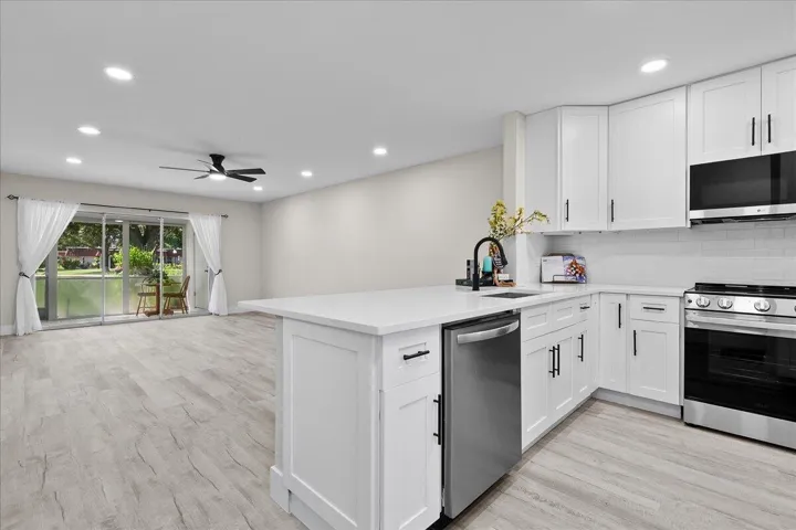 Open Kitchen