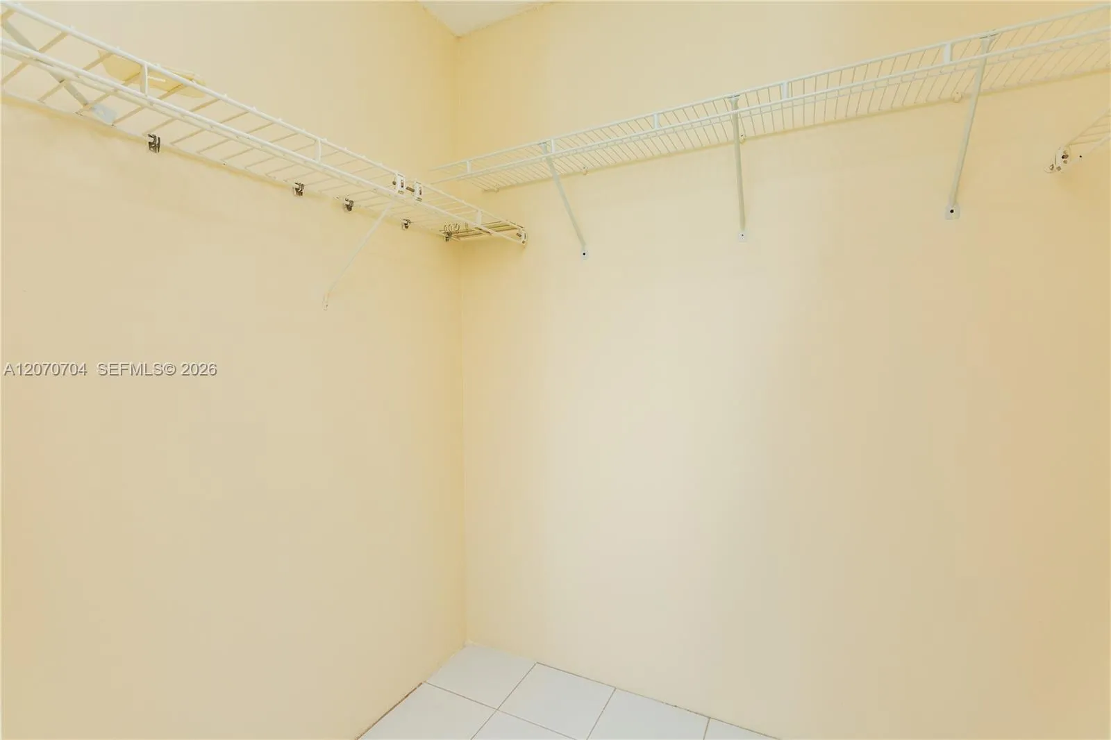 2ND LARGE WALK IN CLOSET