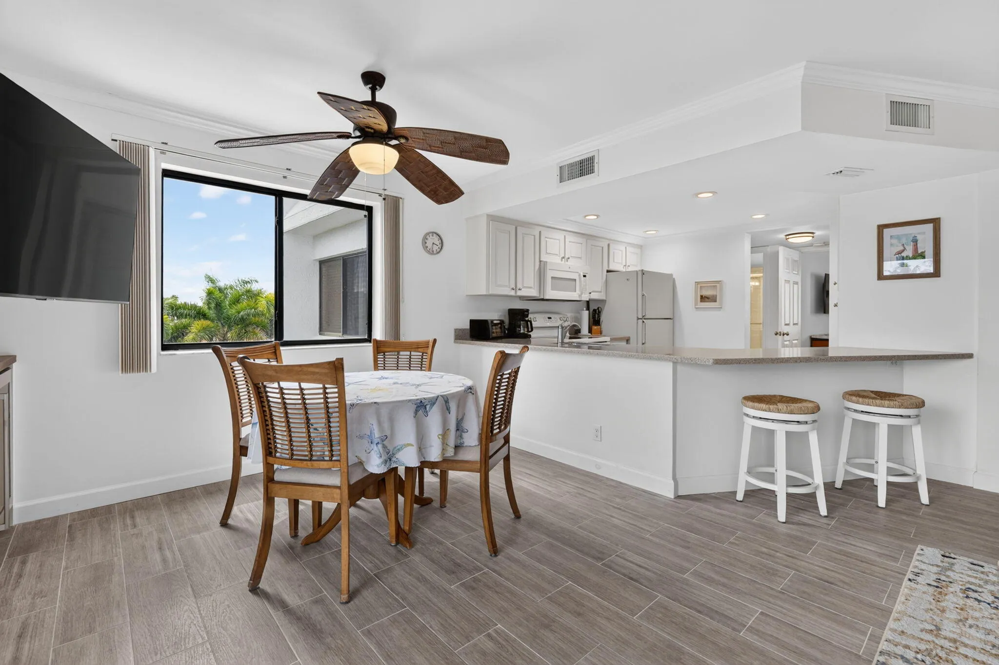 Dining-Kitchen