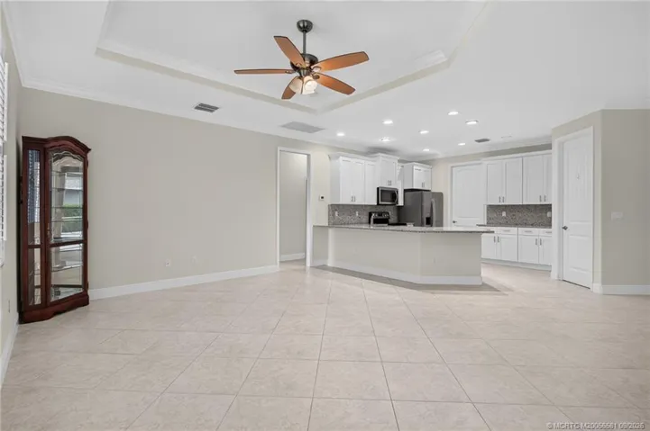 Living Room/Kitchen