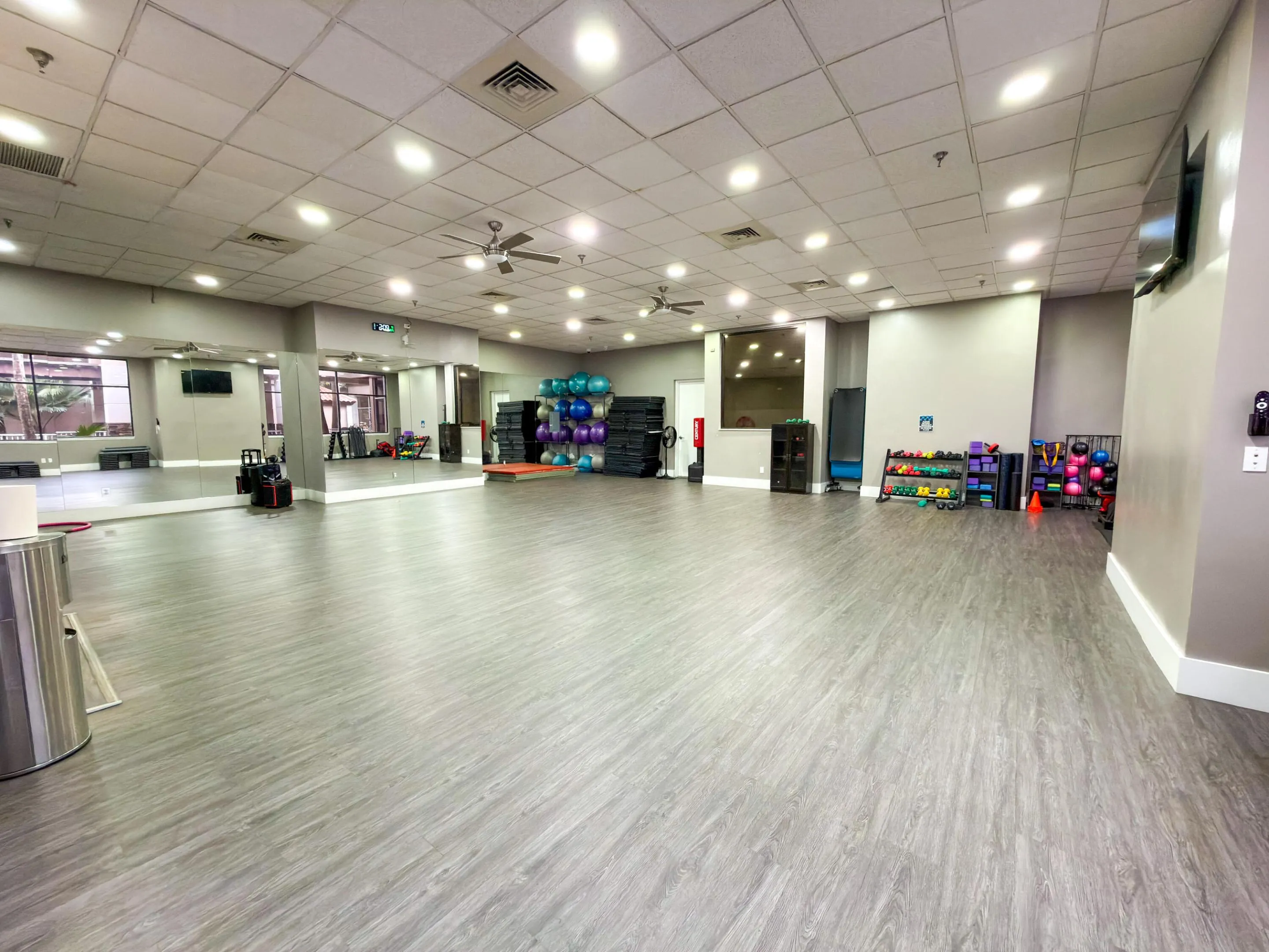Club House 17