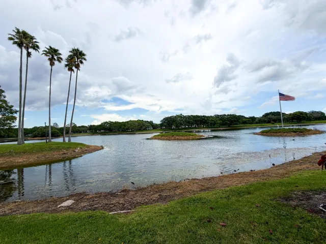 Club House 10