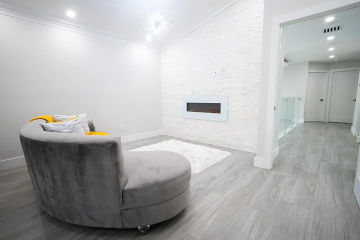 Master Bedroom 4