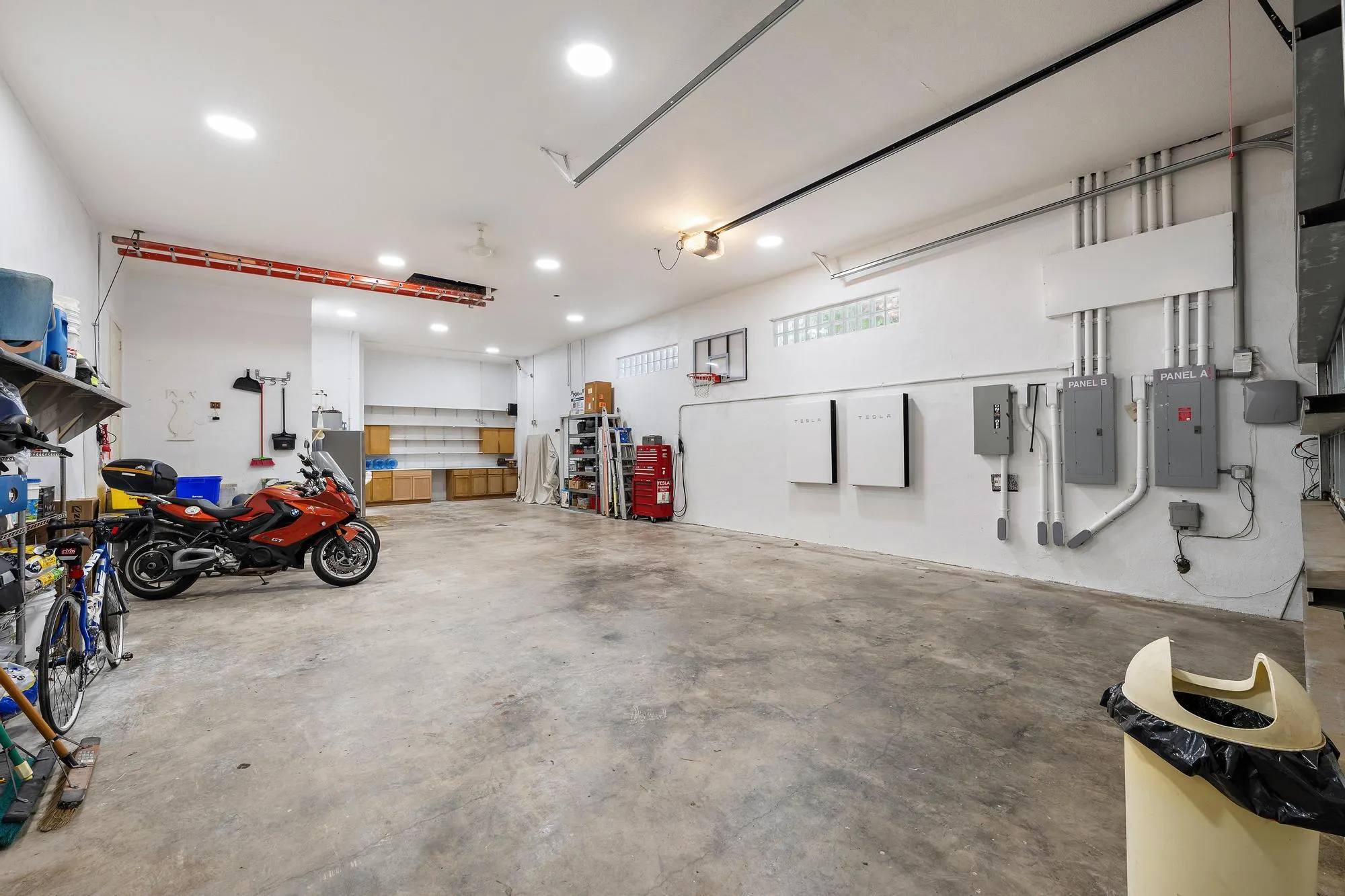 Property photo 44
