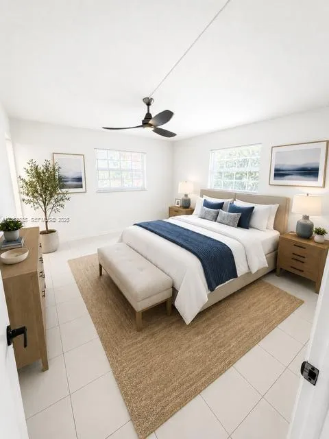 Cozy and bright Primary suiteVirtually staged