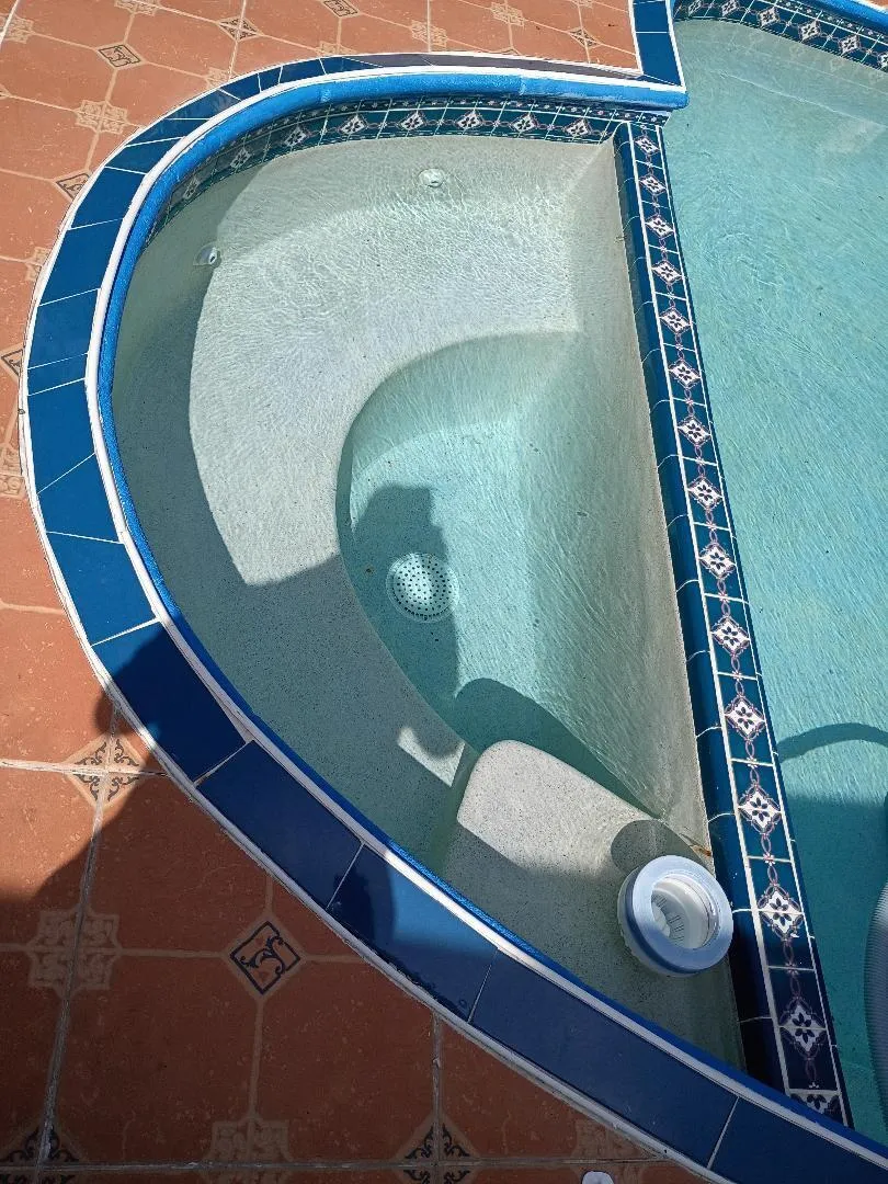 POOL 1