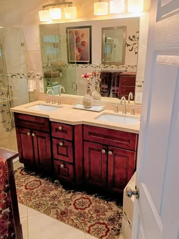 JOYCE MASTER BATH