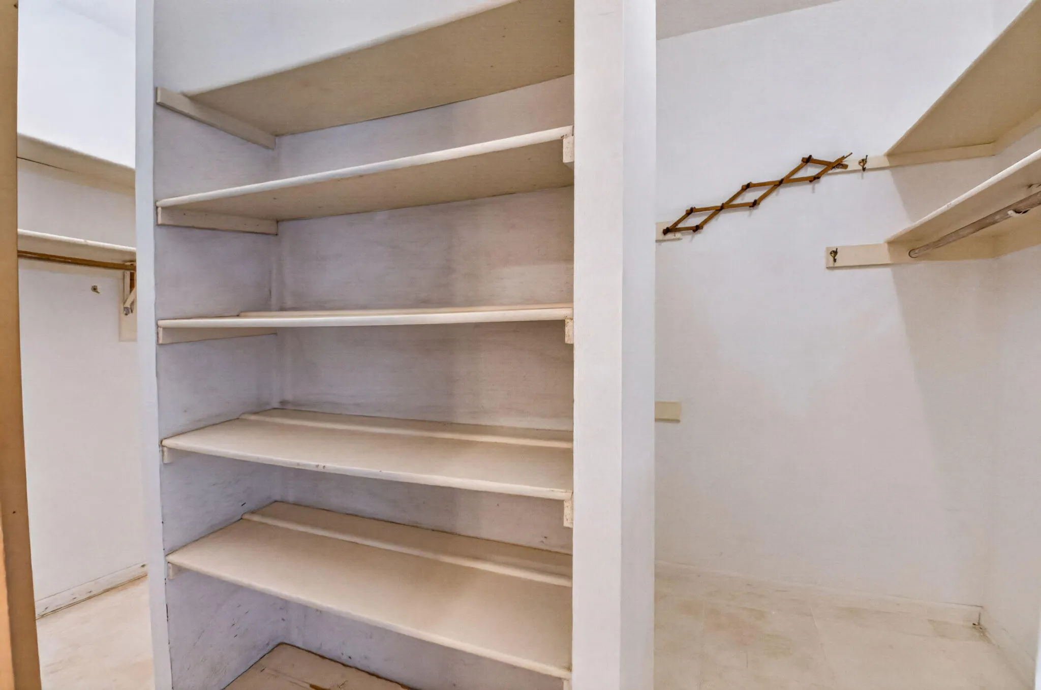 Walk in Closet