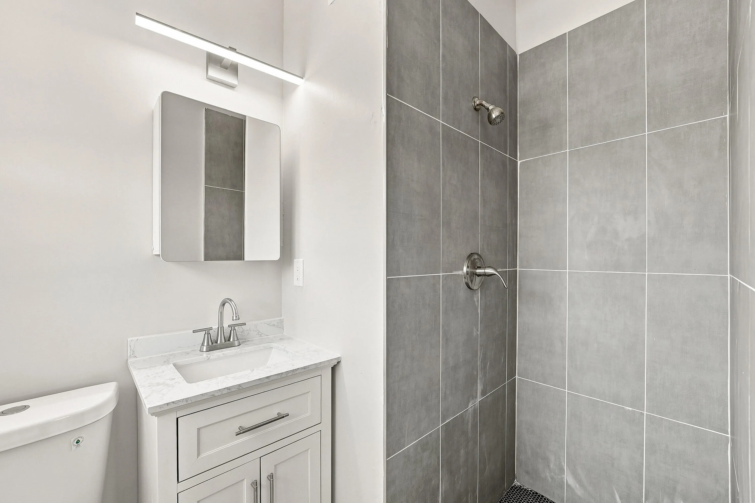 15_primary bathroom
