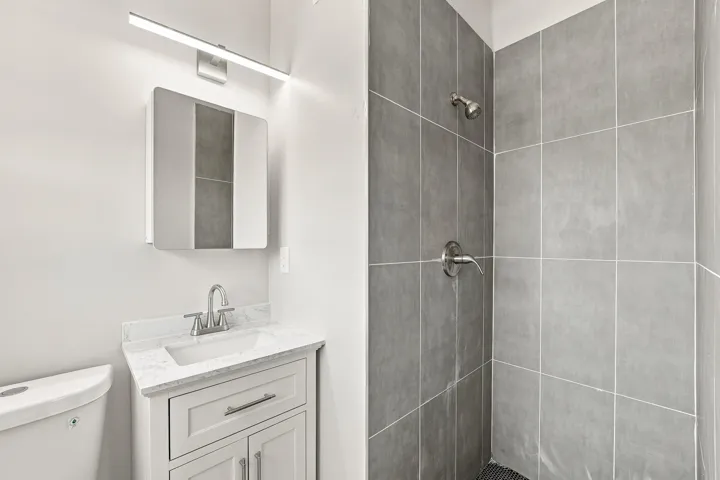 15_primary bathroom