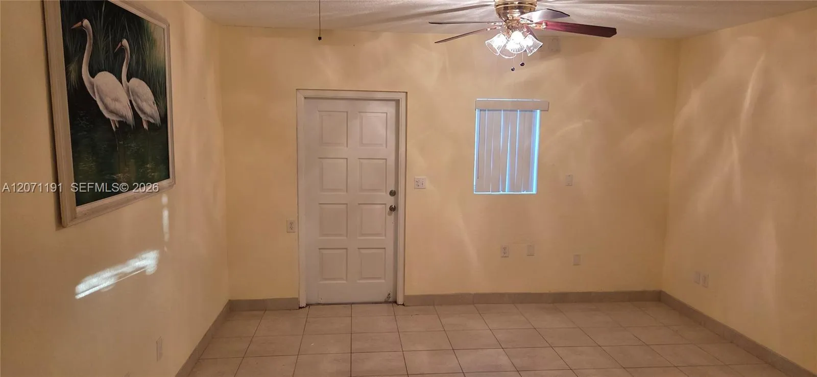 Huge Bonus Room w/Separate Entrance