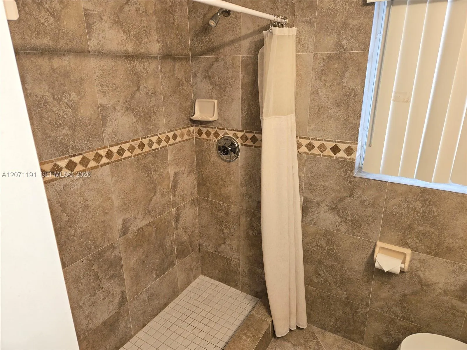 Updated Guest Bathroom