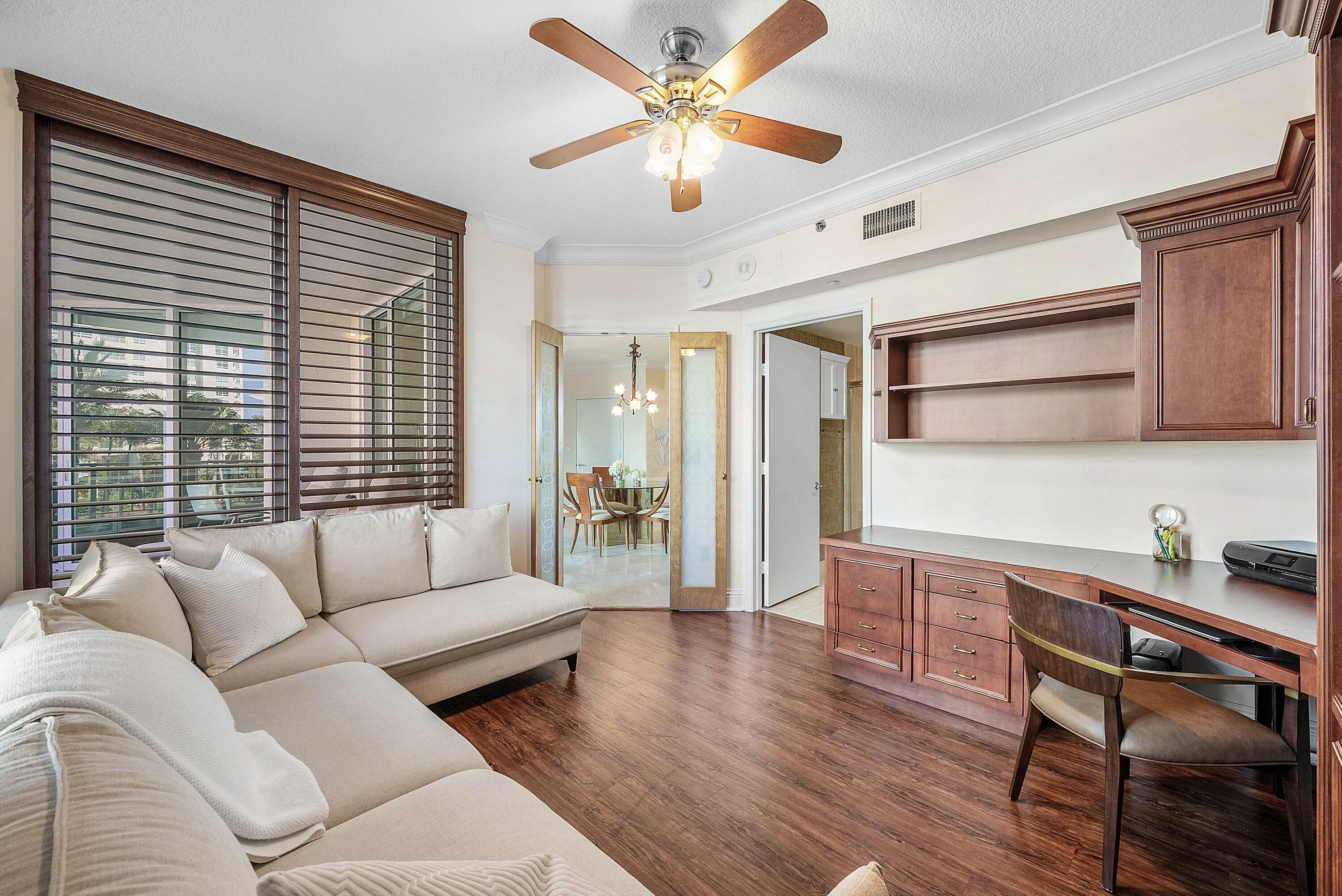 Guest bedroom/office