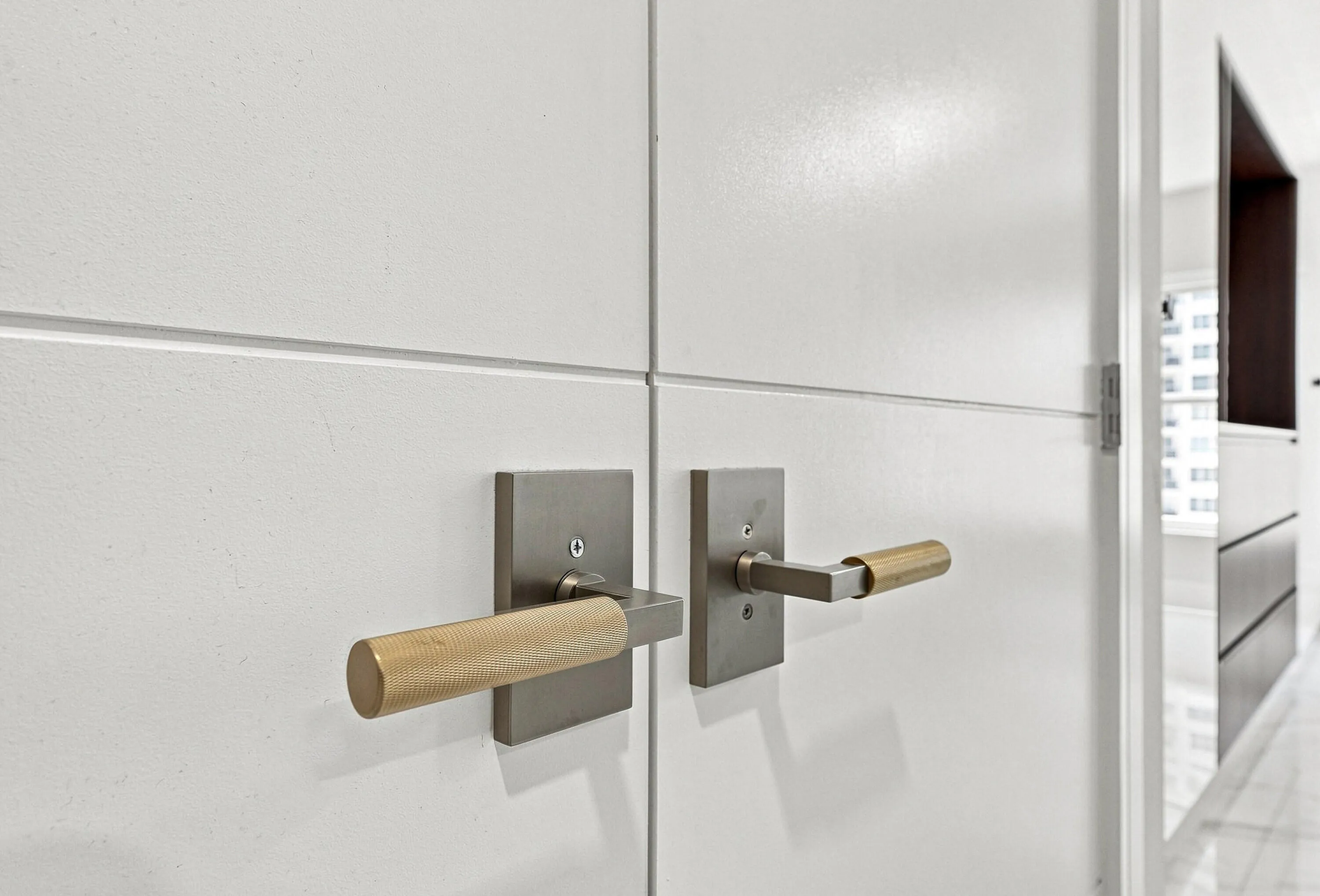 23_details