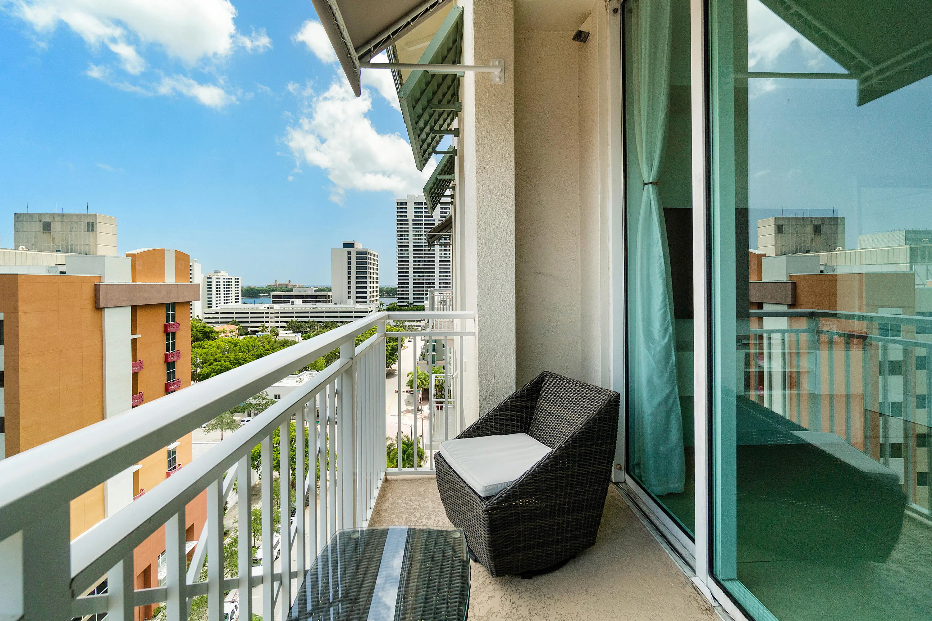 028-480HibiscusStreet-WestPalmBeach-FL-3