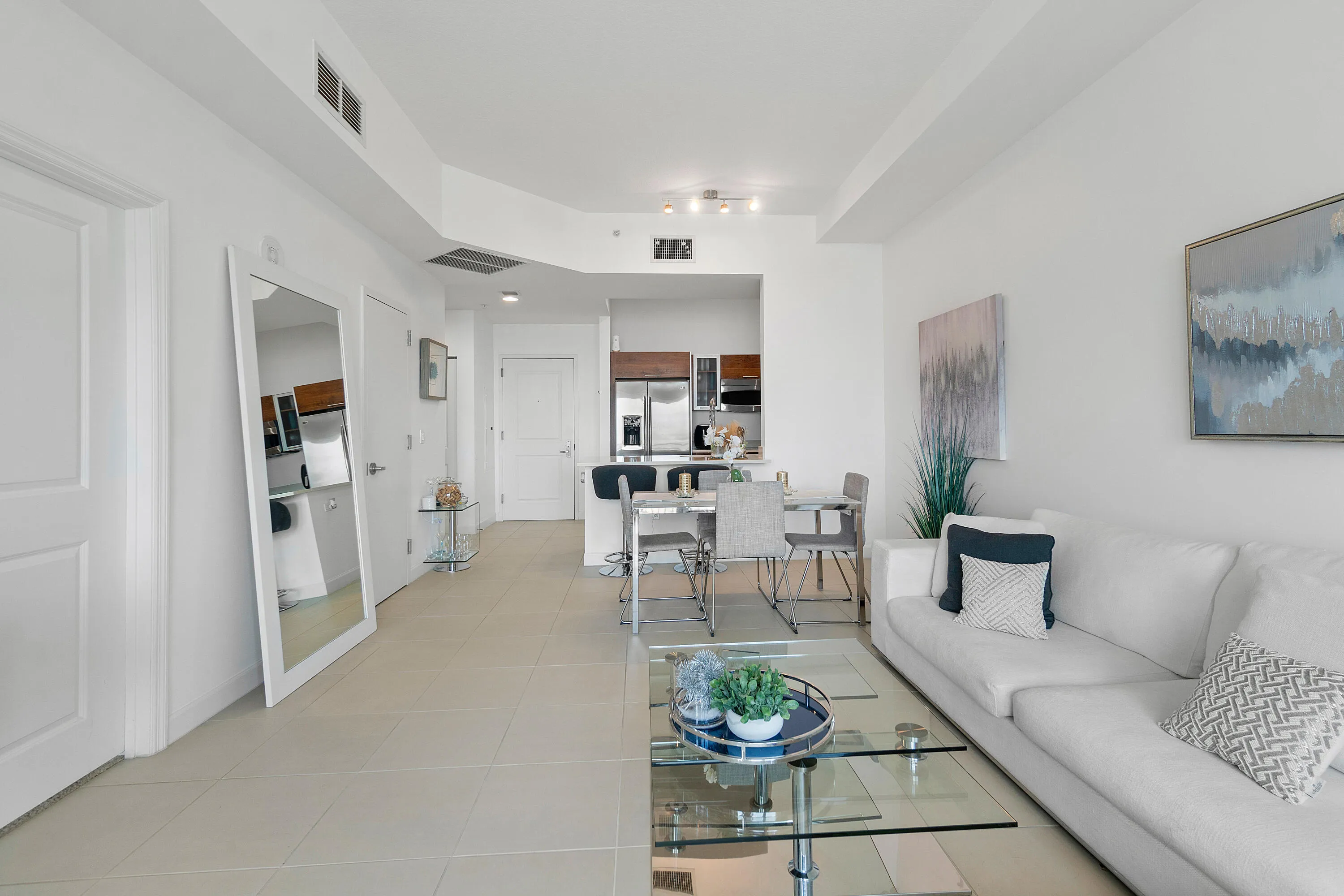 023-480HibiscusStreet-WestPalmBeach-FL-3