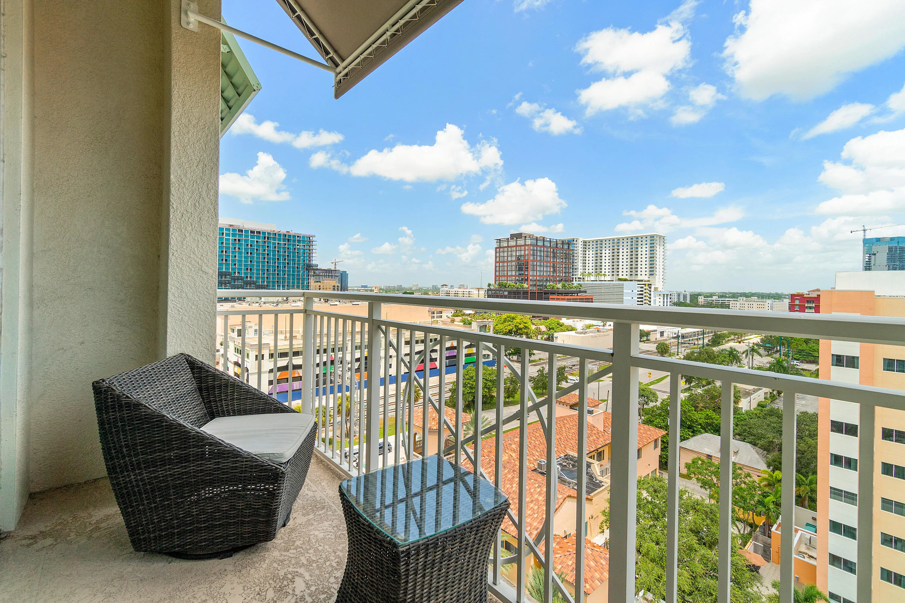 025-480HibiscusStreet-WestPalmBeach-FL-3