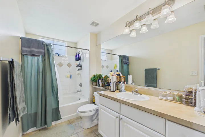 Baywinds master bath