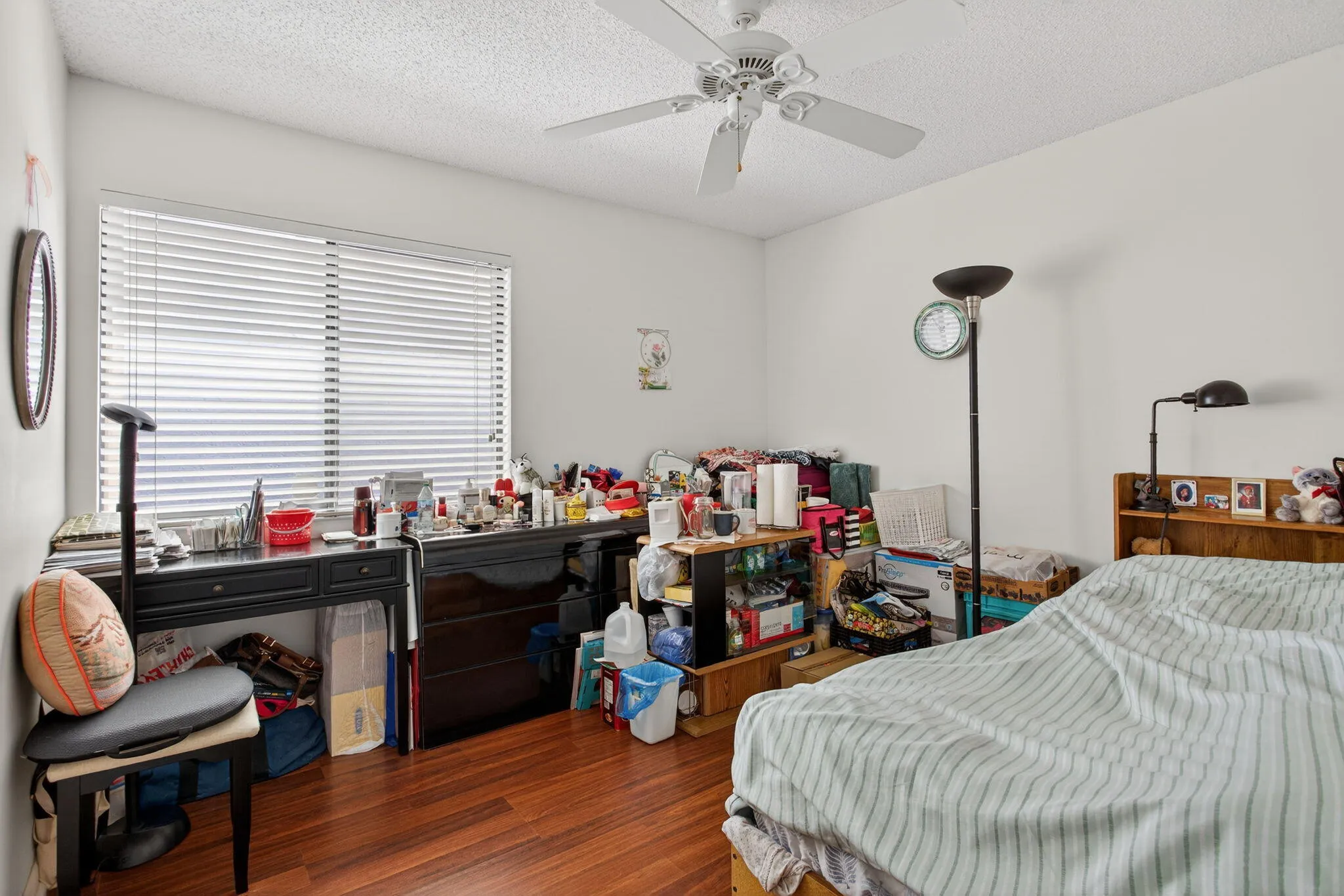 47-web-or-mls-1960-3037