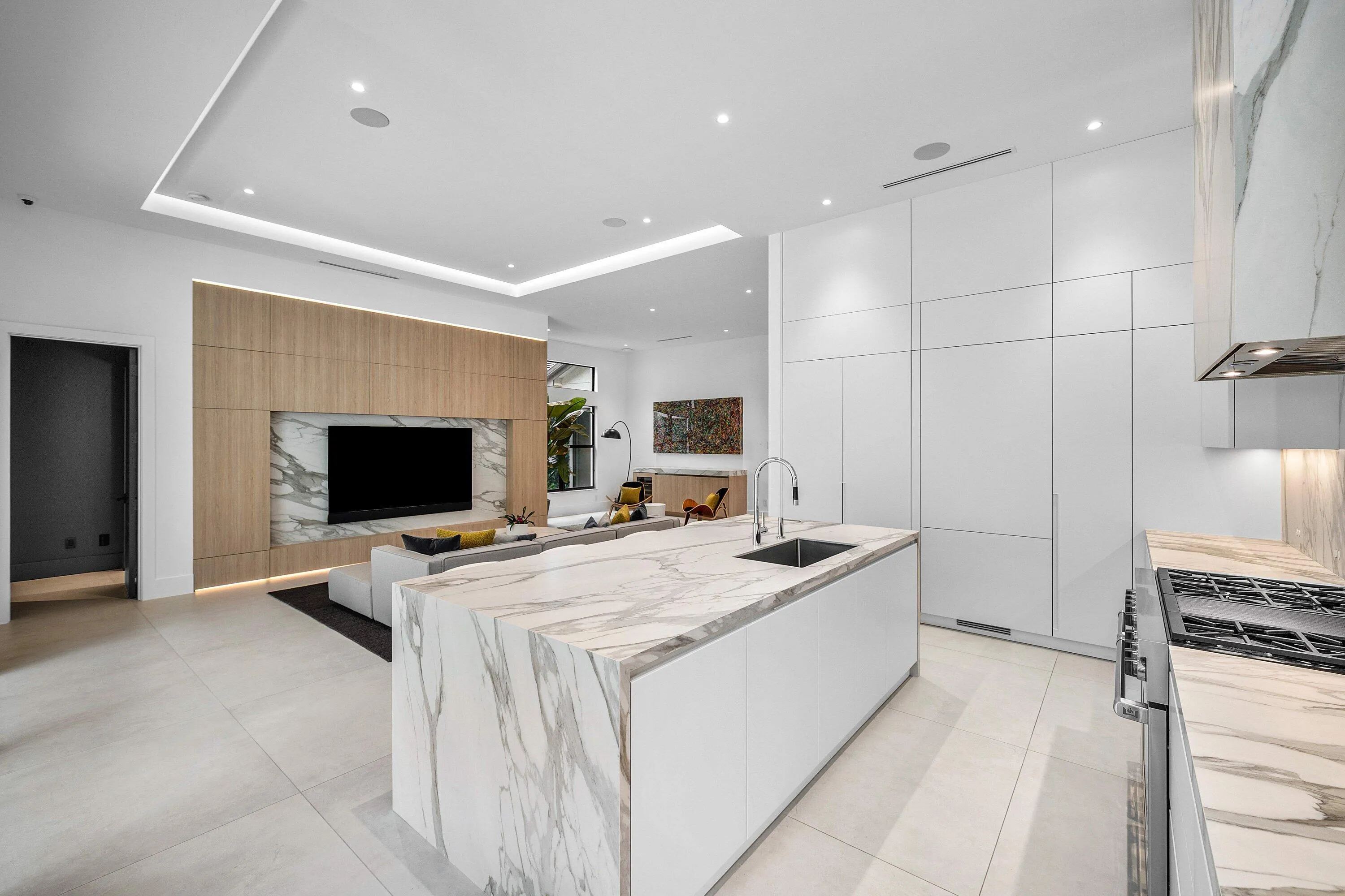 Kitchen/Faimly Room