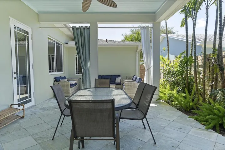 1106 N Lakeside Dr Lakeworth - 239