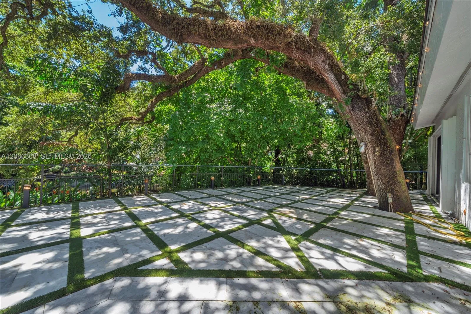 Property photo 74