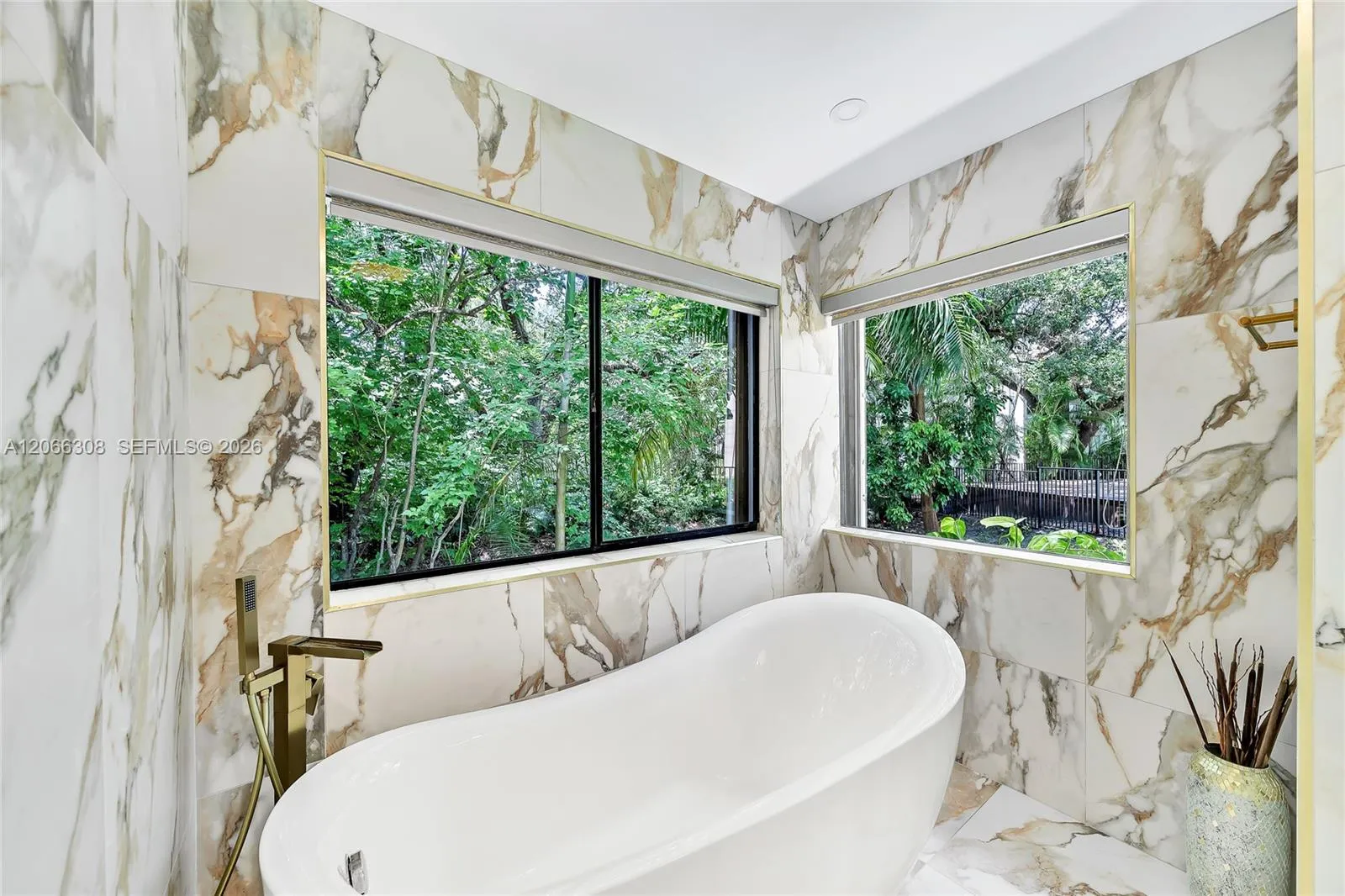 Property photo 68