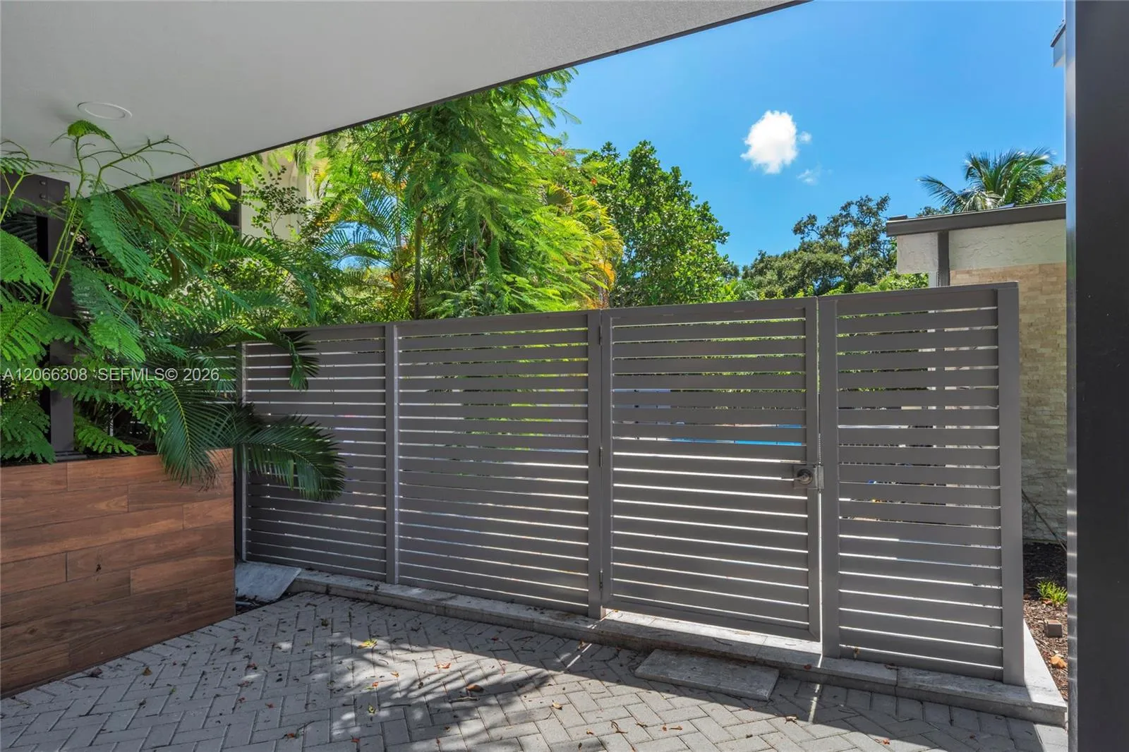Property photo 74