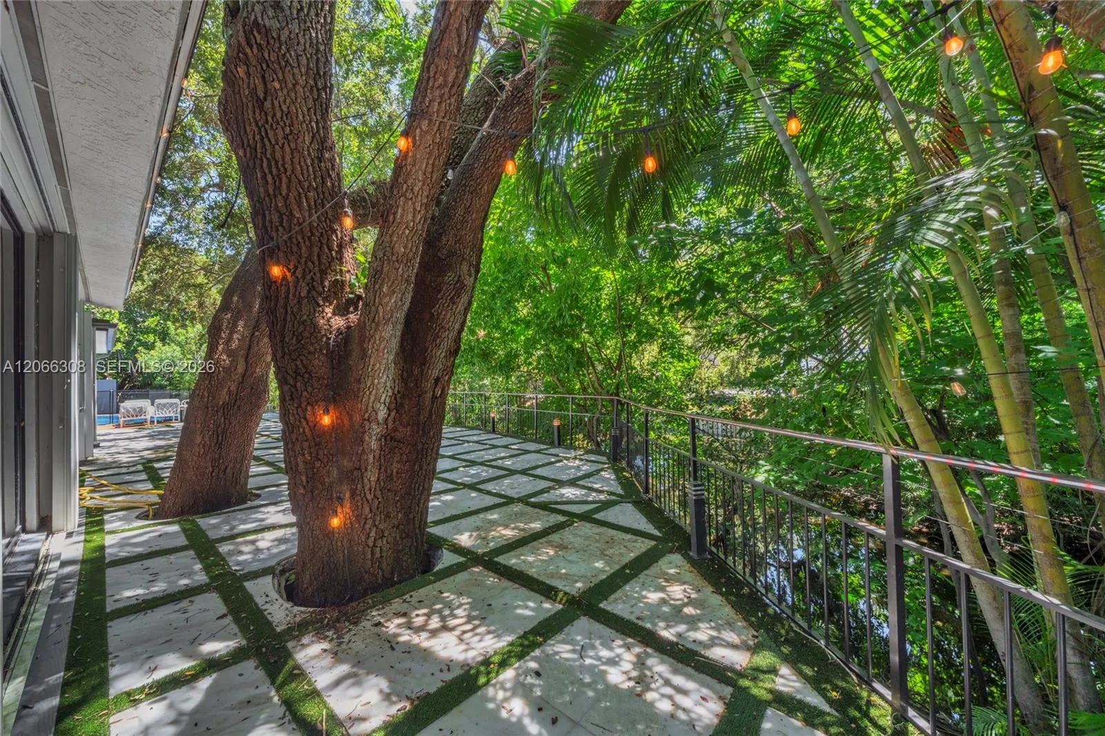 Property photo 77