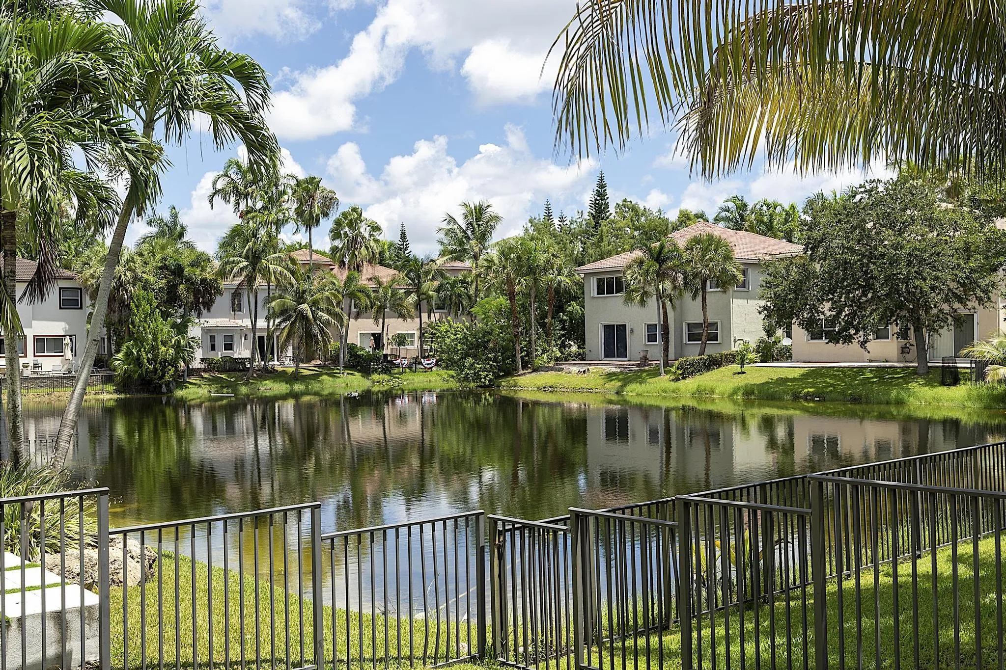 120 NW 117th Ter, Plantation, FL 33325 -