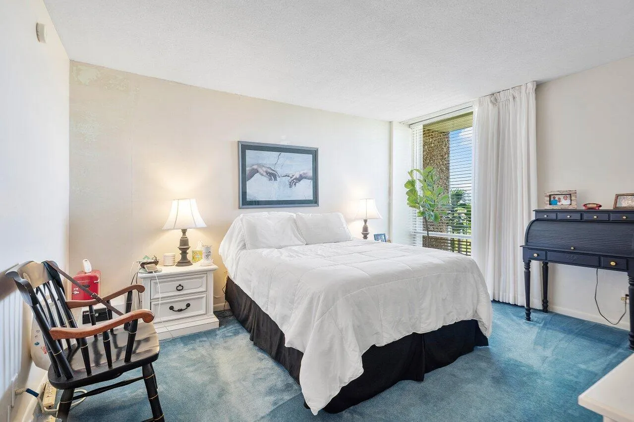 014-555Northwest4thAvenue-BocaRaton-FL-3