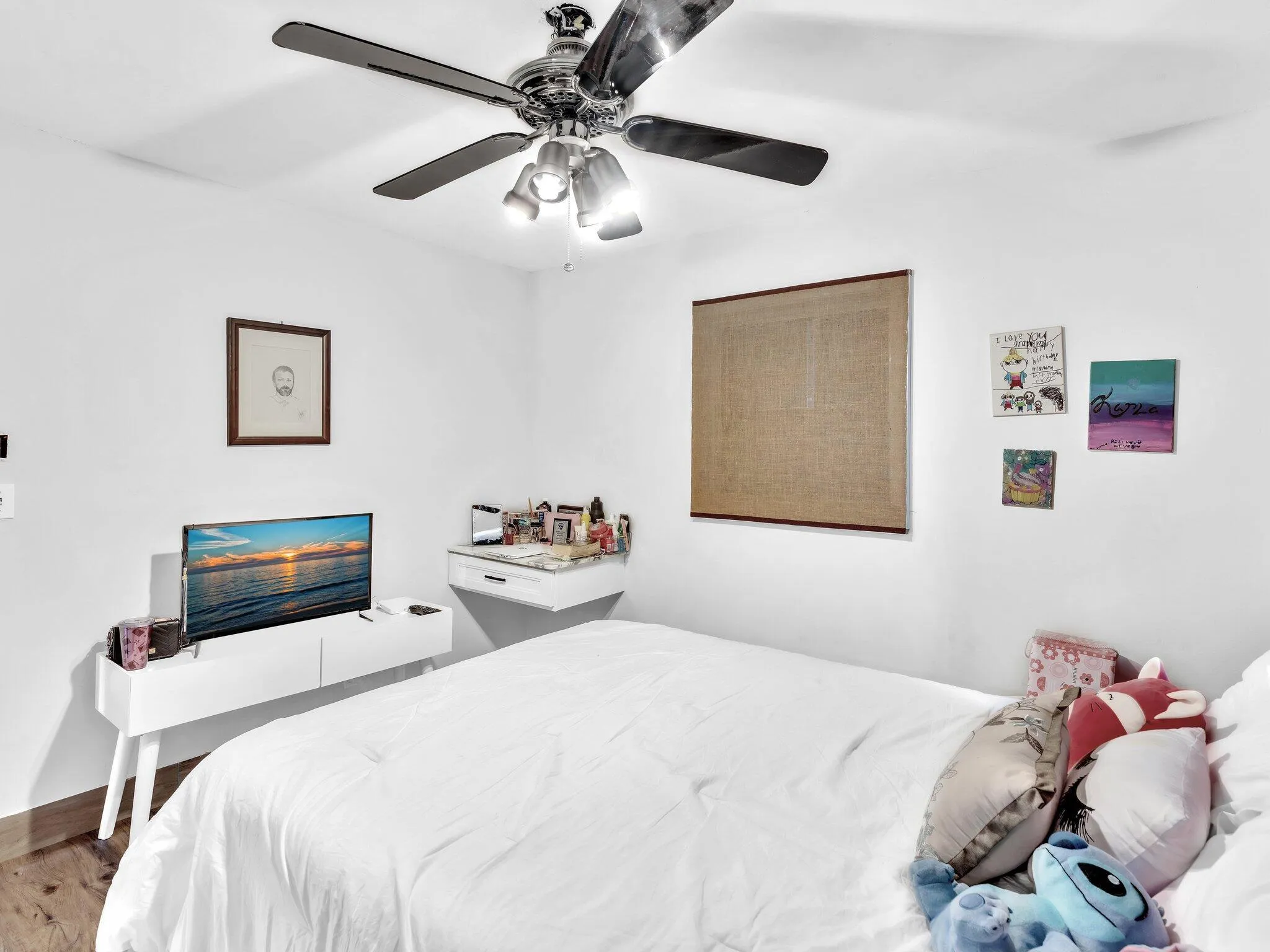 2nd Bedroom