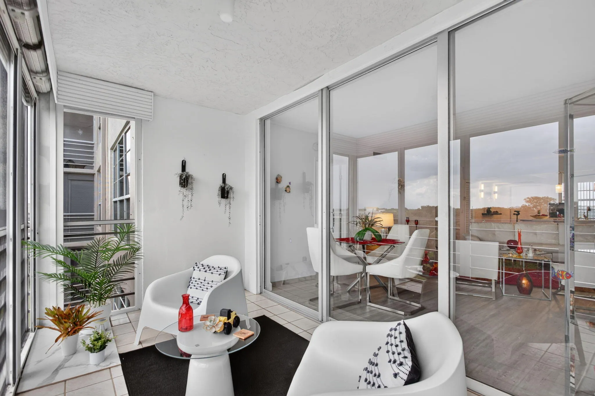 25-web-or-mls-575-9815