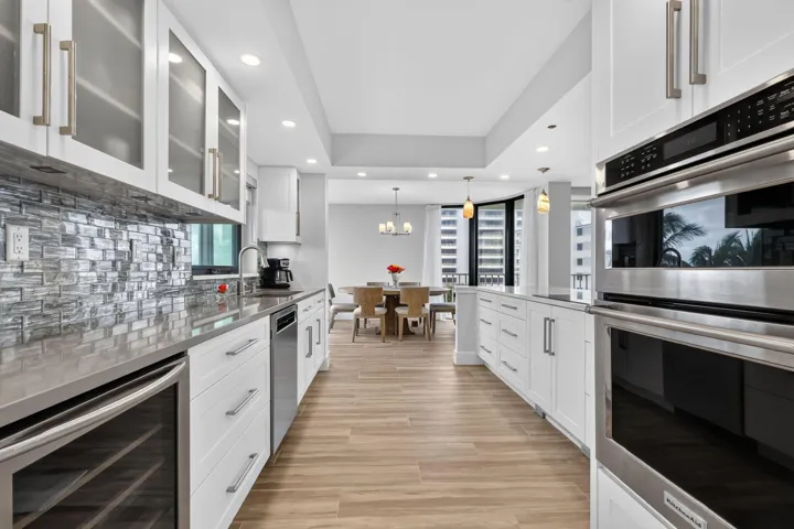 Kitchen Looking into DR