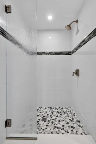 Middle Shower 3