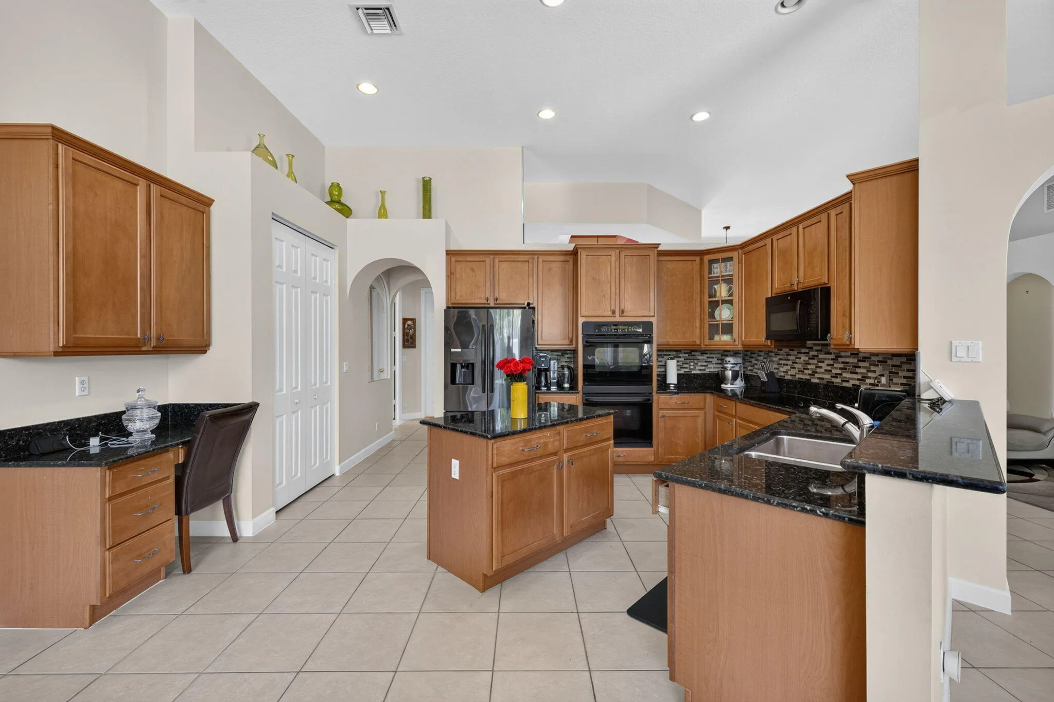 Property photo 32