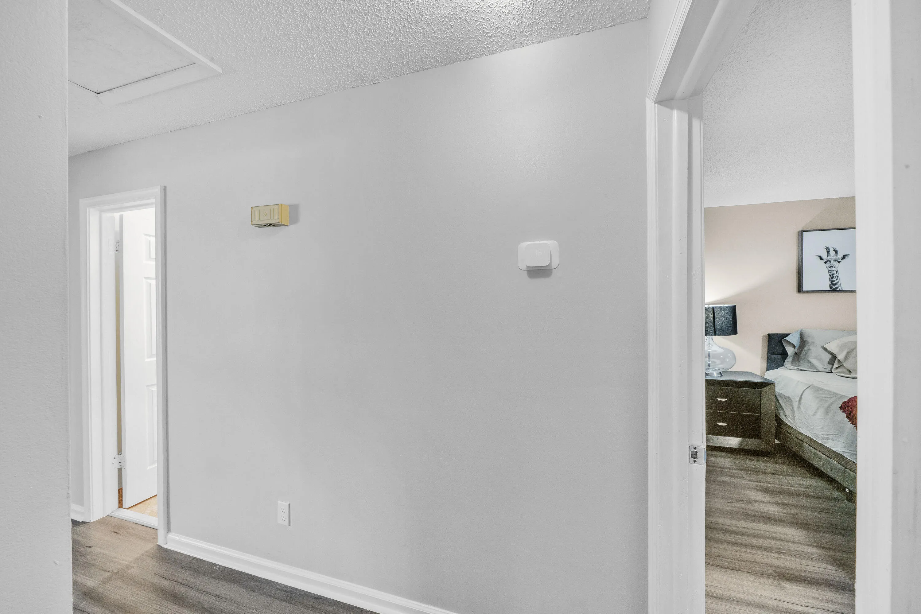 16 Primary Bedroom (1)