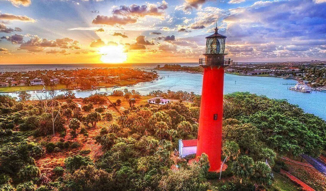 Iconic Jupiter Lighthouse Sunrise