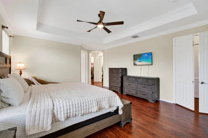 Plenty of Wall Space