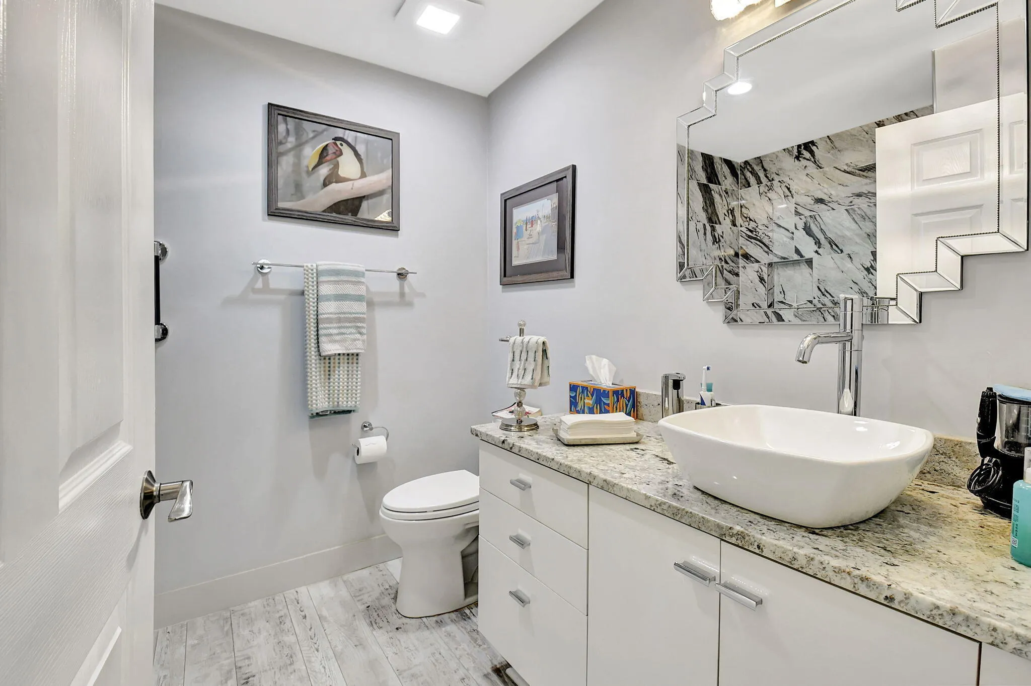 2nd Bathroom