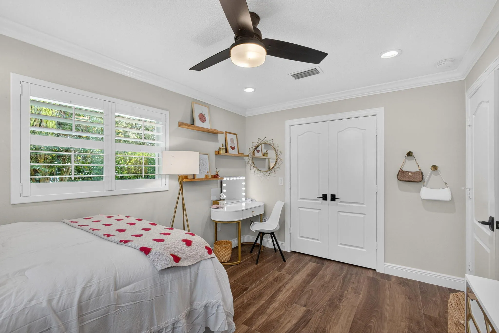 Property photo 44