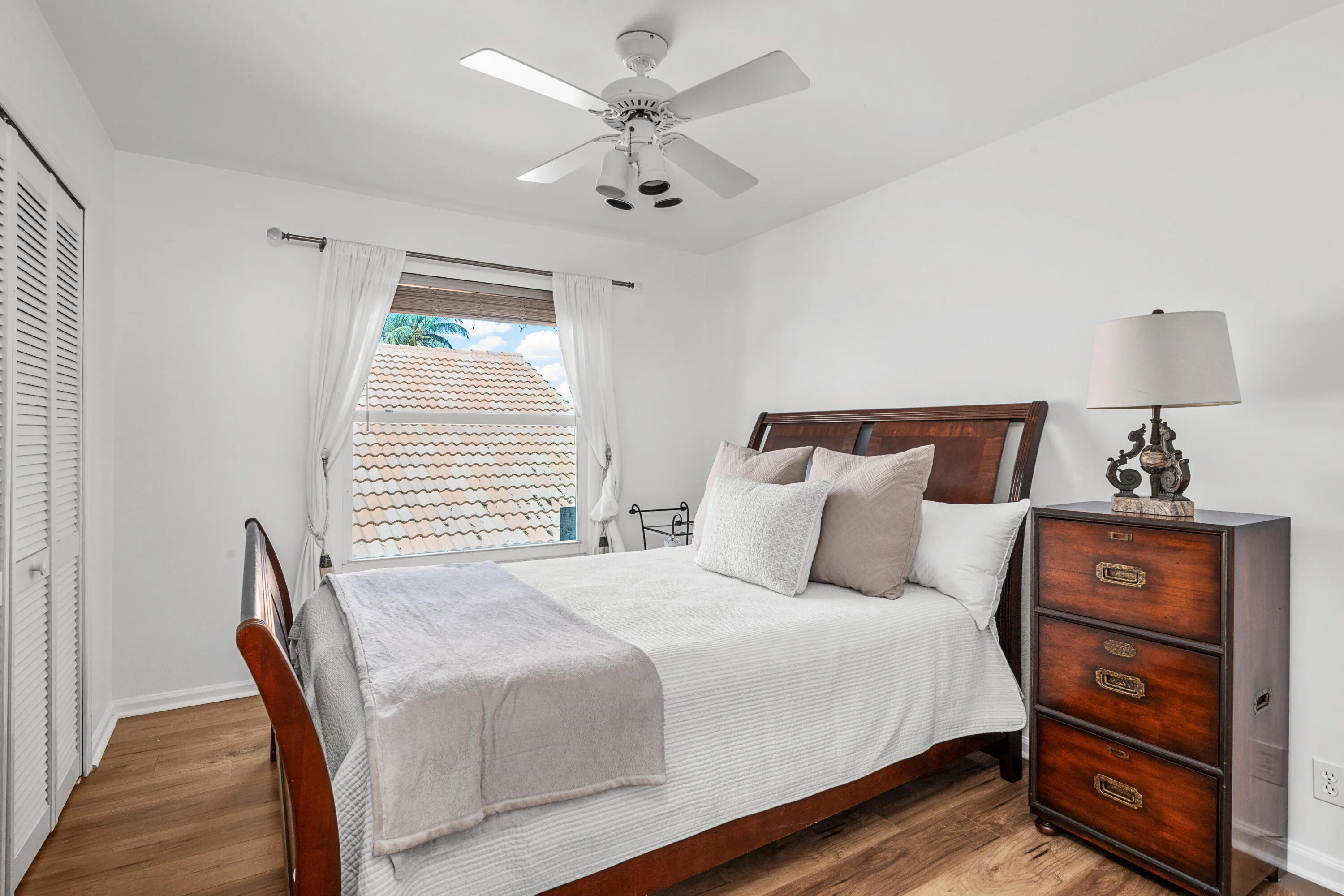 2650 Fairway Cove Ct-print-052-033-DSC 3