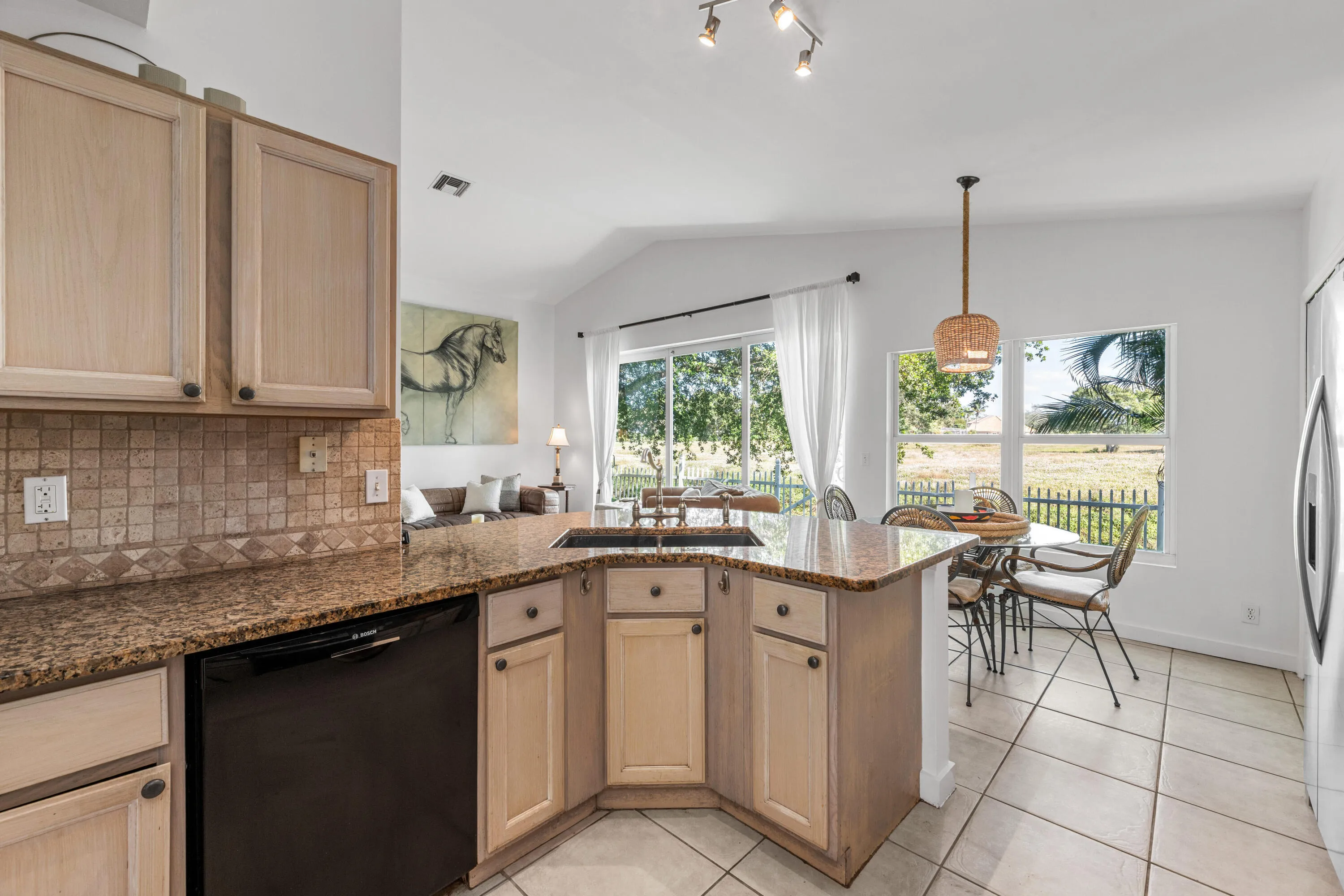 2650 Fairway Cove Ct-print-029-046-DSC 3