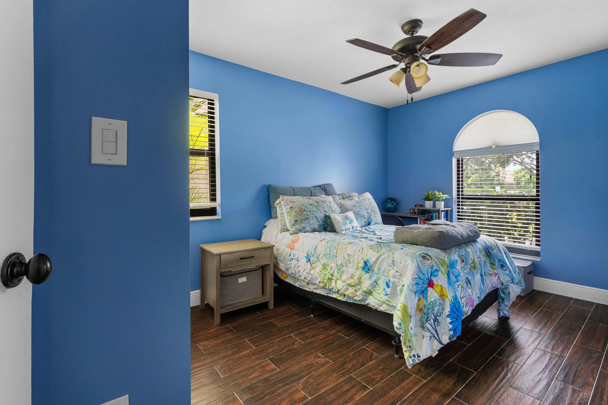 2 bedroom