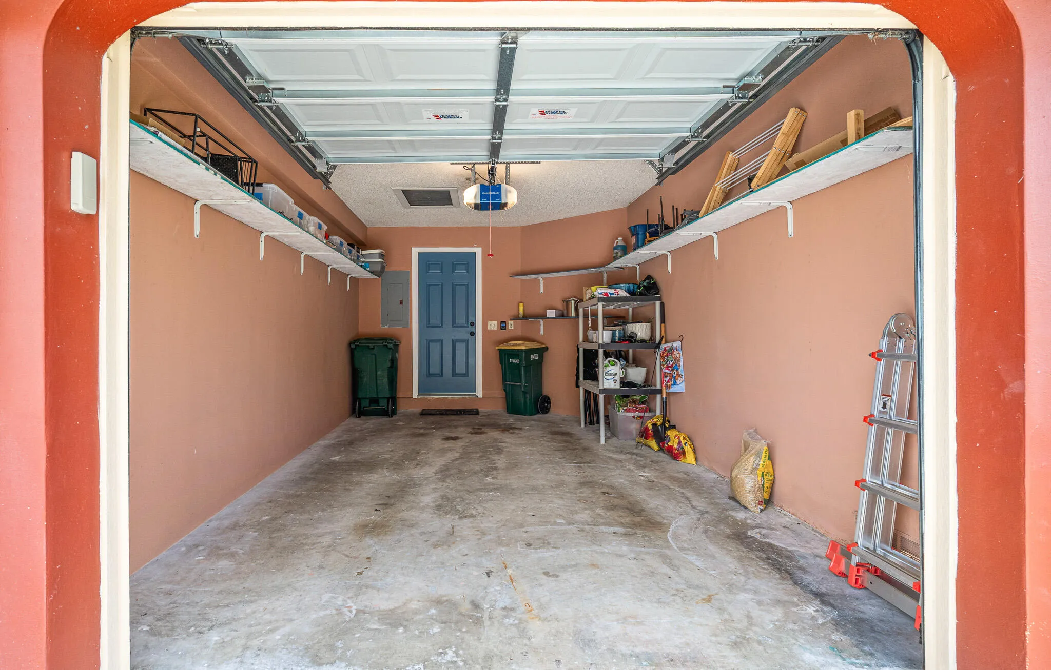 garage