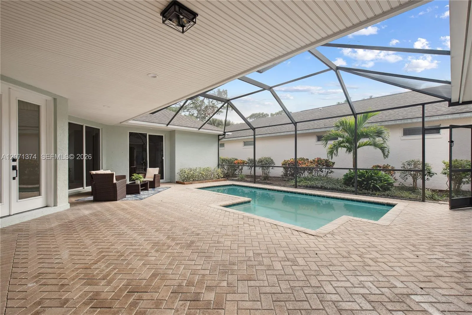 Property photo 33